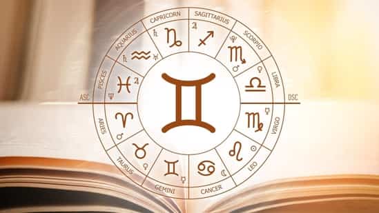  Gemini Daily Horoscope, Today April 10,2024: Go for smart monetary investments your health is also in perfect condition.