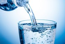 آیا نوشیدن آب یخ مضر است؟