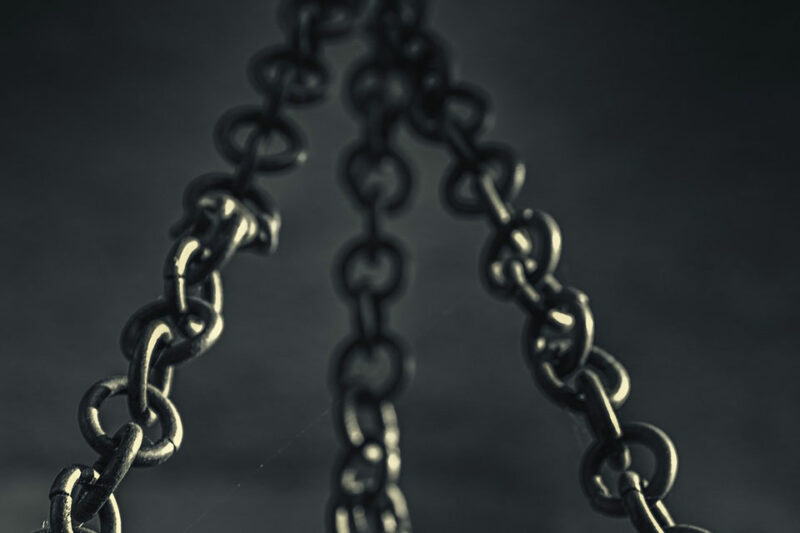 chains2