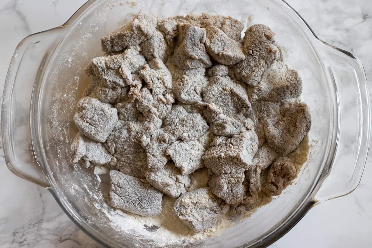 liver pieces are dusted with flour