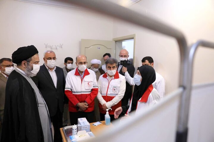 بازدید سرپرست حجاج ایرانی از مرکز پزشکی حج و زیارت در مدینه 