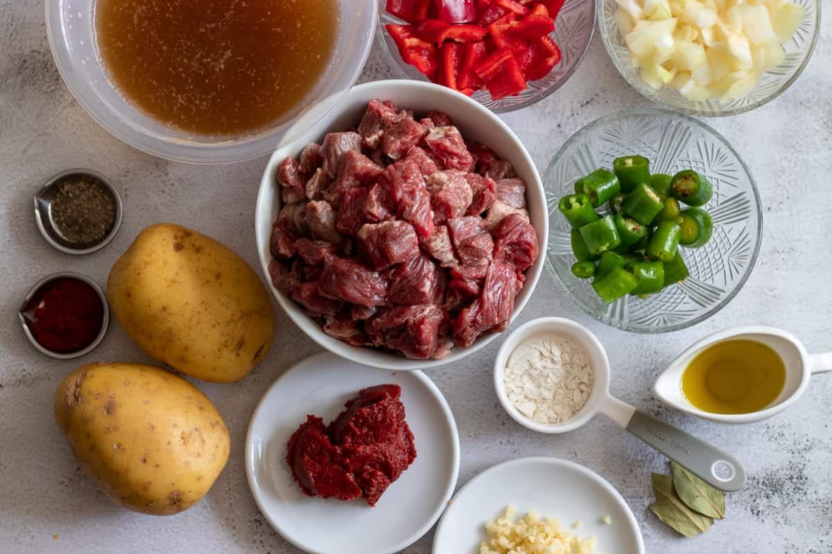 Ingredients for Tas Kebabi