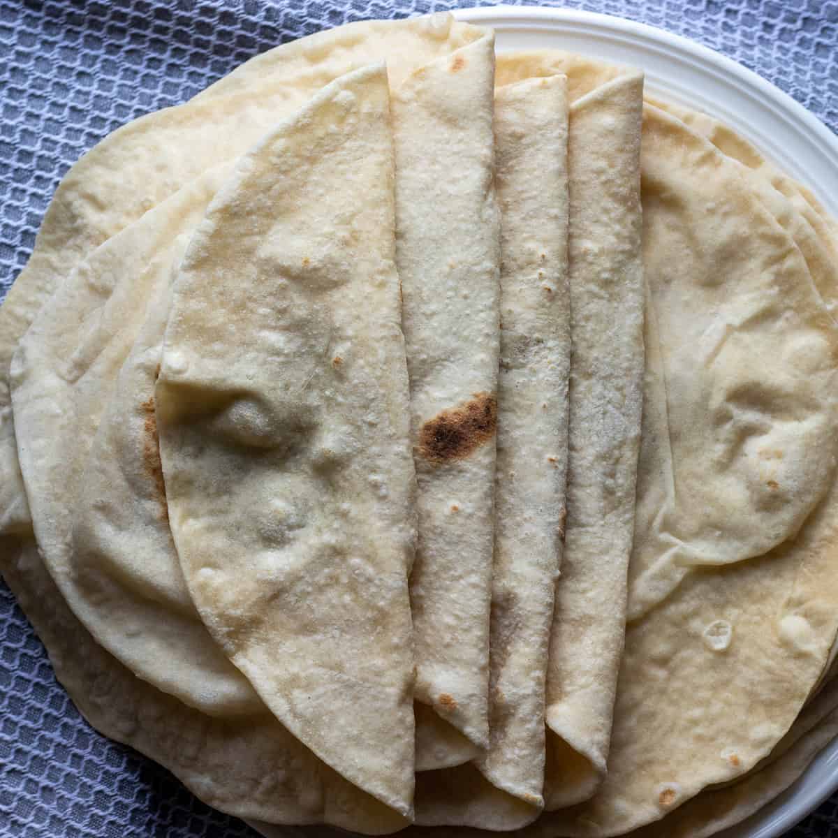طرز تهیه نان لواش خاورمیانه