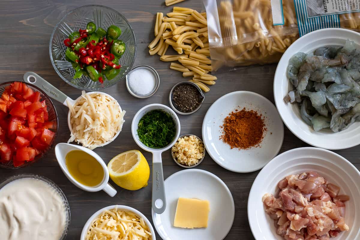 Ingredients you need for making cajun chicken and prawn pasta