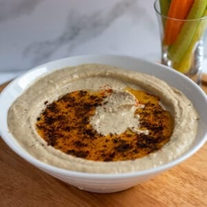 authentic hummus served with crudités