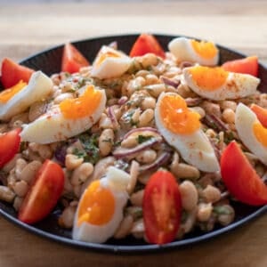 piyaz (Turkish bean salad) served with boiled eggs