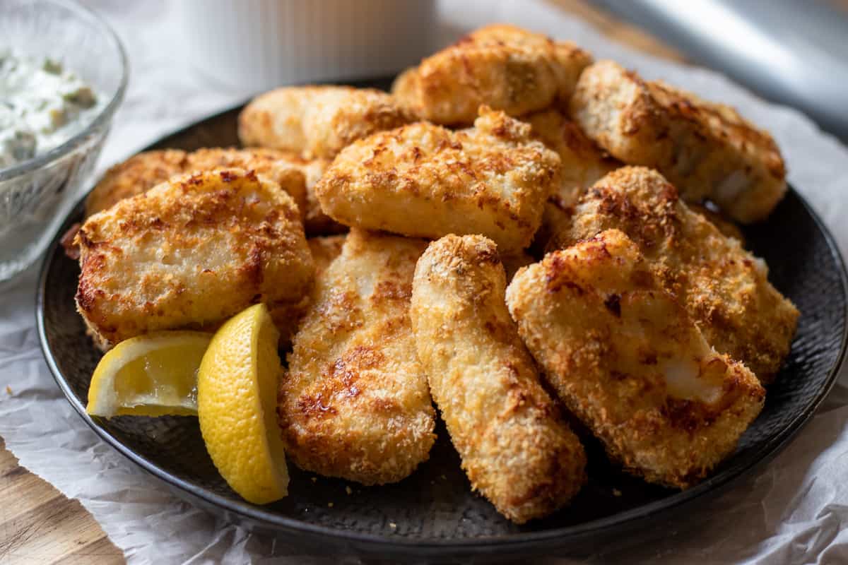 fish sticks are cooked until crispy
