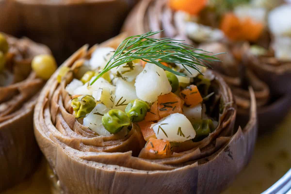 Zeytinyagli enginar-stuffed artichokes with vegetables cooked in olive oil and lemon juice