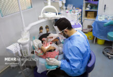 زمان نخستین ملاقات کودک با دندانپزشک چند سالگی است