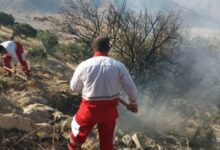 مهار آتش‌سوزی مراتع بخش «ایتیوند» توسط نیروهای هلال‌احمر