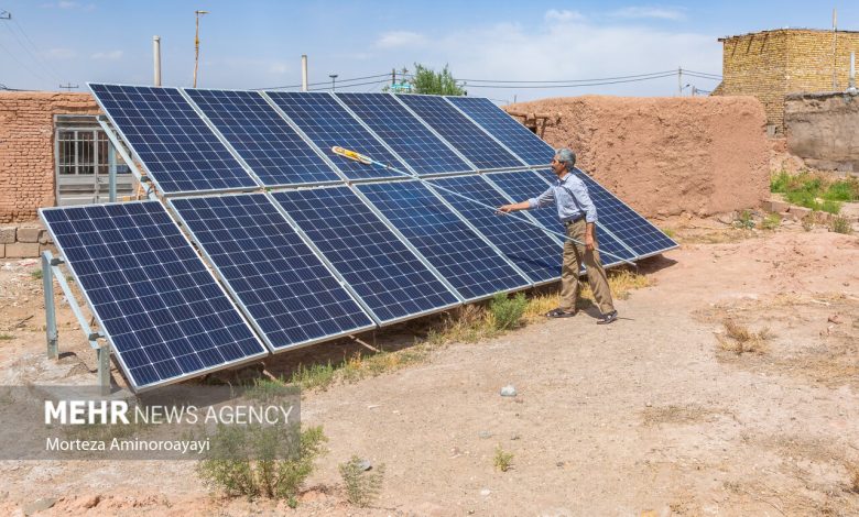 ۱۰۰ نیروگاه خورشیدی به مددجویان خراسان شمالی اهدا شد