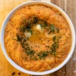 swede and carrot mash garnished with chives