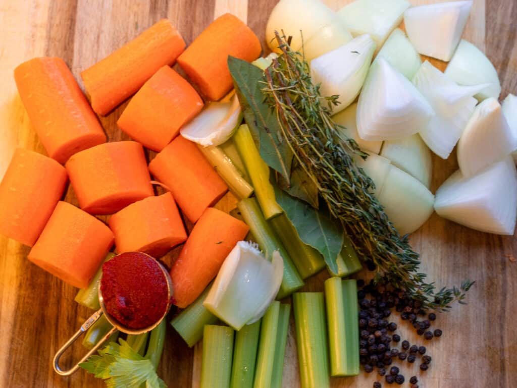 mirepoix and aromatics for beef stock