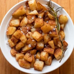 Perfectly crispy sauteed potatoes with garlic and rosemary