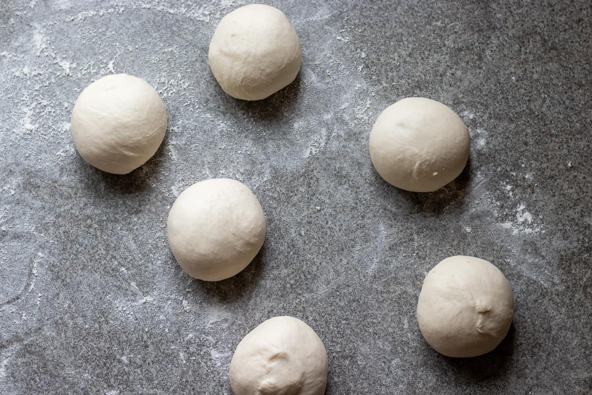 the boyoz  dough is divided into 6 equal balls
