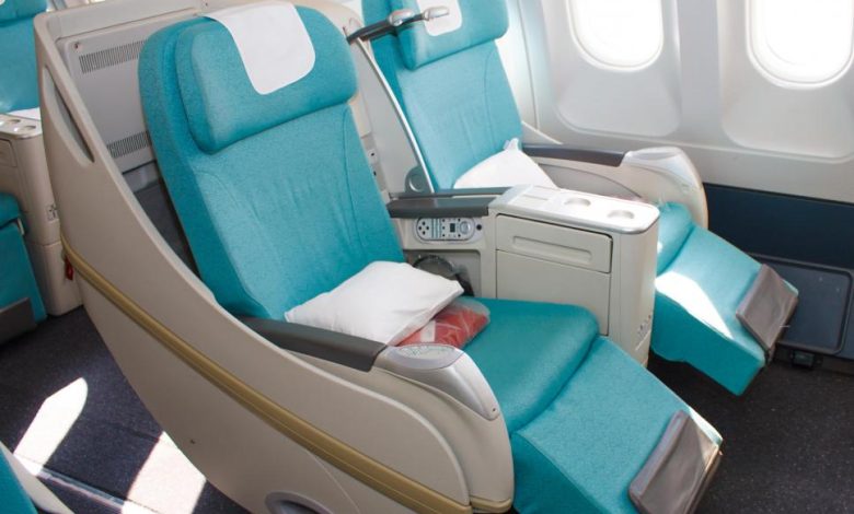 آیا صندلی‌های هواپیما کوچک‌تر شده‌اند؟