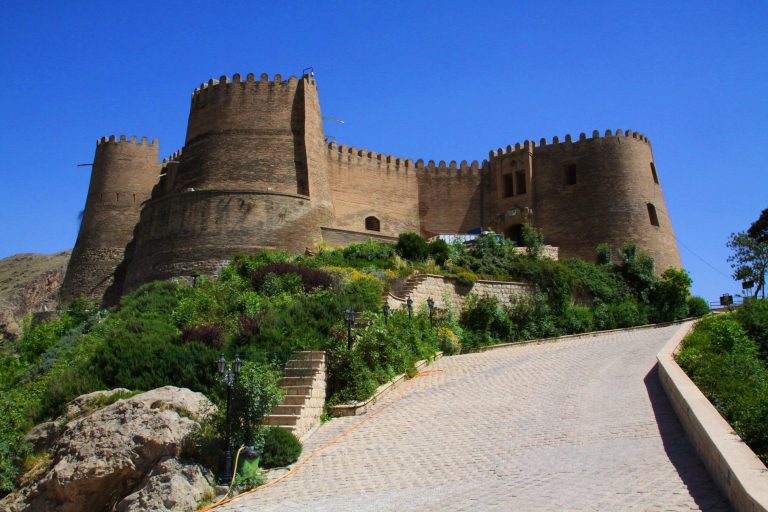 قلعه فلک الافلاک جاهای دیدنی خرم آباد ( معرفی 40 جاذبه گردشگری )