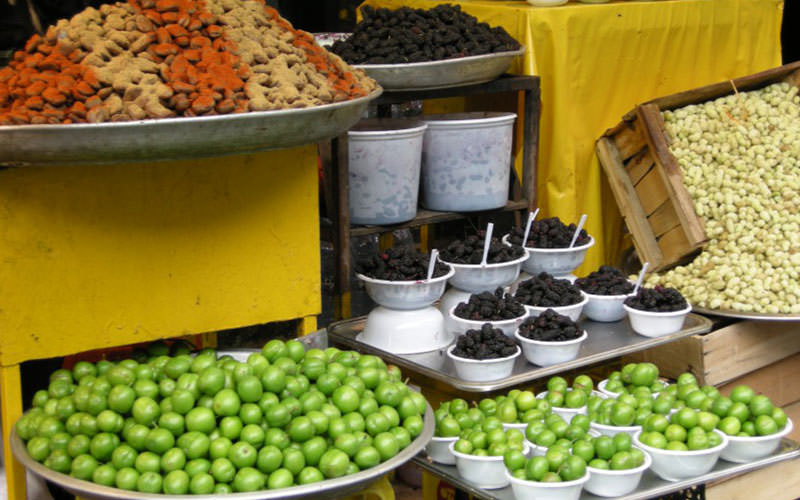 گوجه سبز خوشمزه ترین غذاهای خیابانی در تهران