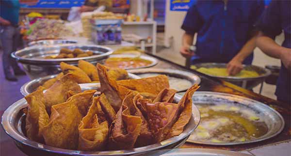 سمبوسه خوشمزه ترین غذاهای خیابانی در تهران
