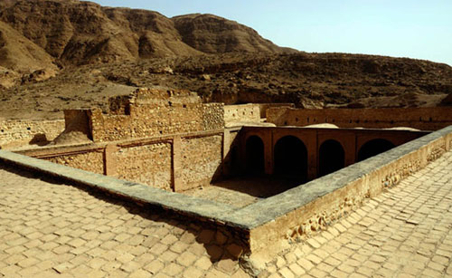 قلعه کنجانچم131 قلعه کنجانچم مهران