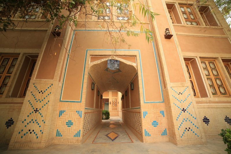 هتل باغ مشیرالممالک یزد15 800x533 هتل باغ مشیرالممالک یزد
