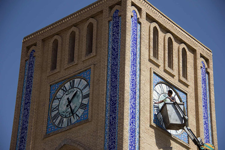 وقت الساعت یزد7 وقت الساعت یزد ، اولین ساعت شهری ایران