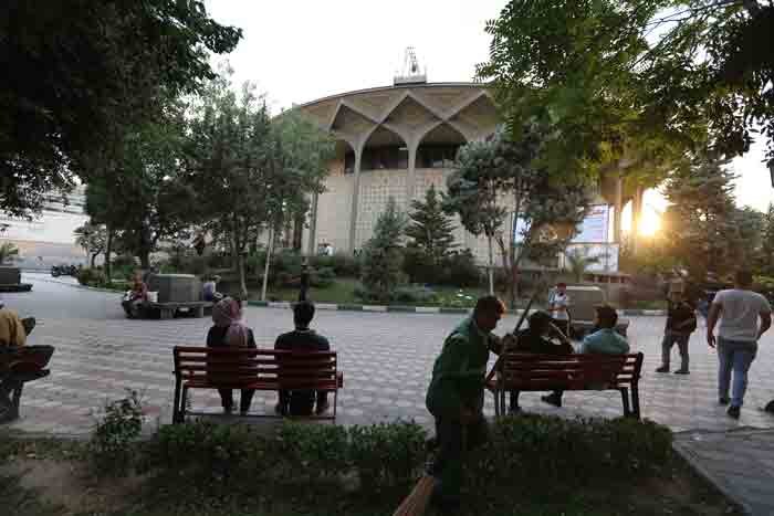 پارک دانشجو 9 پارک دانشجو ، پارک فرهنگی قدیمی در قلب تهران