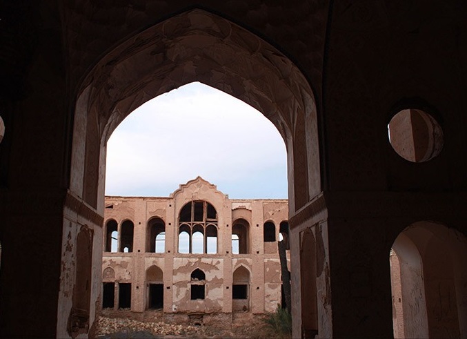 1802 کاخ امیرآباد زواره