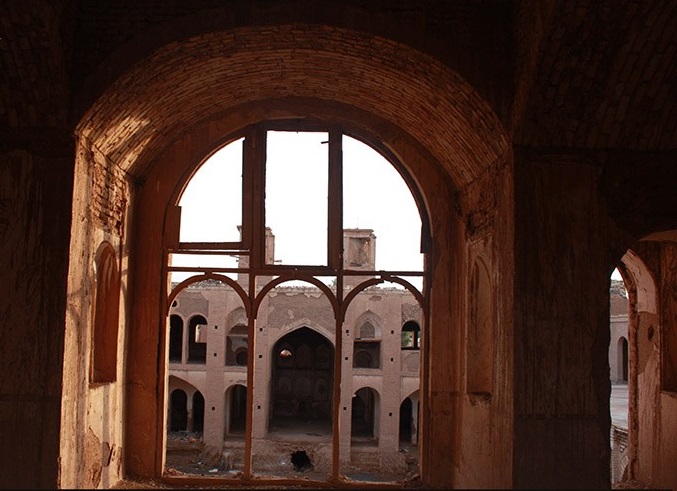 1804 کاخ امیرآباد زواره