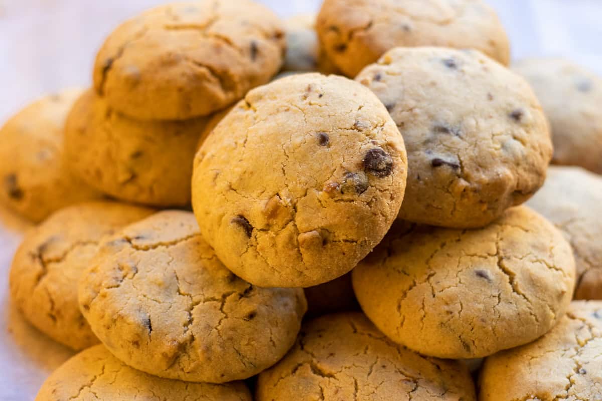 freshly baked eggless chocolate chip cookies 