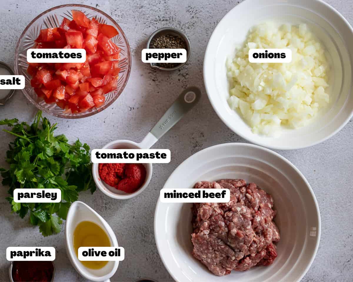 Labelled picture of ingredients for mince filling