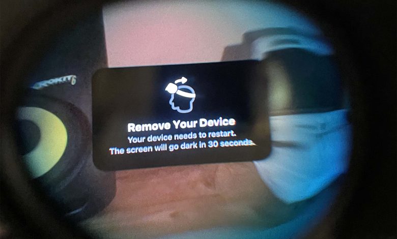 اپل ویژن پرو حتی در صورت خرابی کامل سیستم، به نمایش عبور کامل دوربین ادامه خواهد داد.