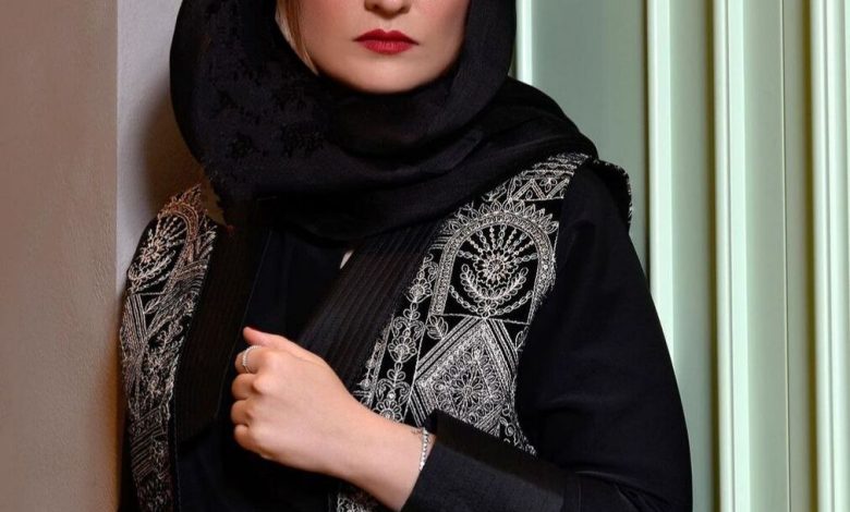 گشت و گذار دلچسب و باحال گلاره عباسی، اکرم سریال شهرزاد با  لباس زیبای جنوبی ها+عکس