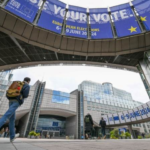 حمله پلیس به دفاتر کارمند پارلمان اروپا 