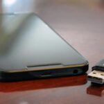 چگونه فایل‌های سنگین را از گوشی به فلش USB انتقال دهیم؟