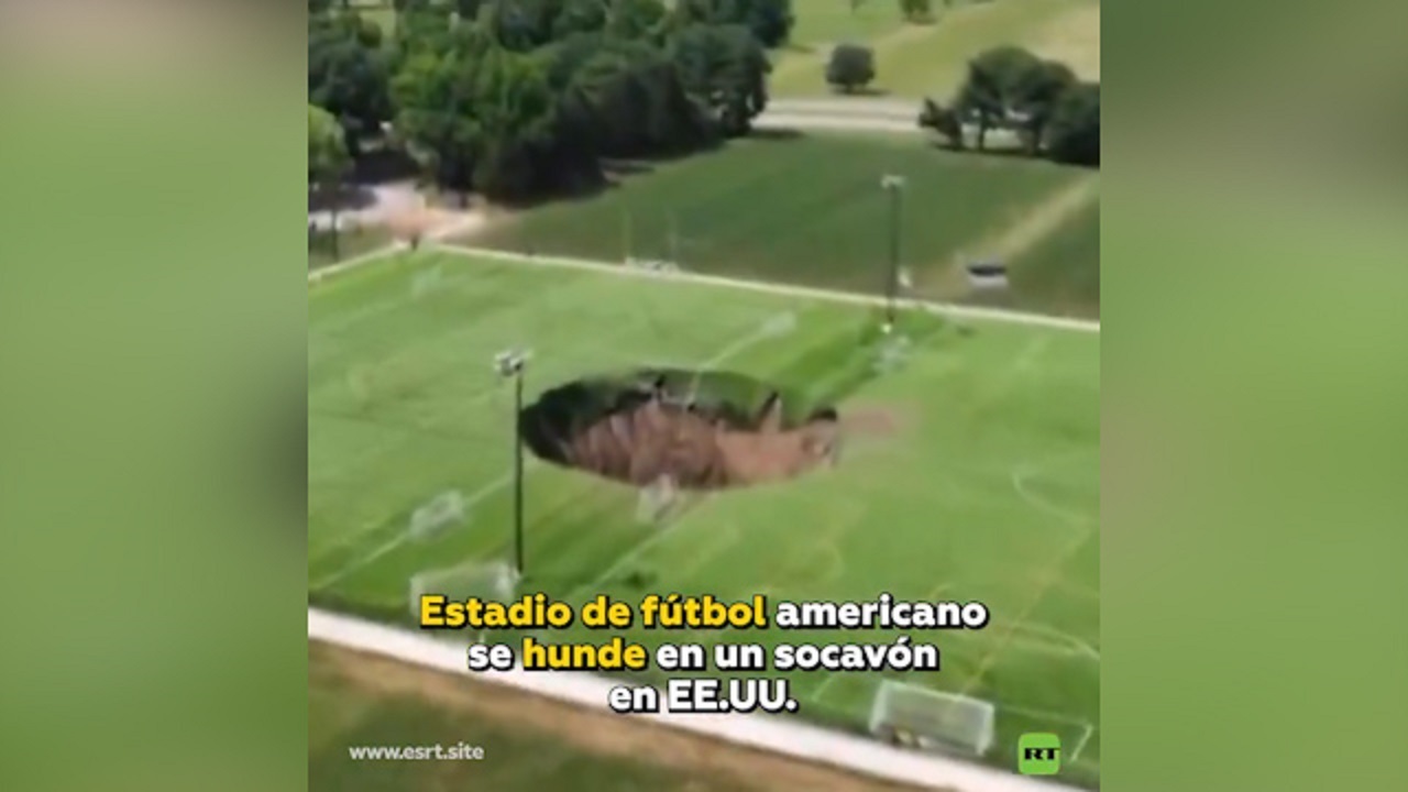 حادثه وحشتناک وسط زمین فوتبال در آمریکا + فیلم