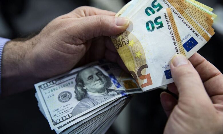 قیمت دلار و یورو در مرکز مبادله ایران؛ دوشنبه ۴ تیر