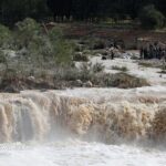 هشدارطغیان رودخانه‌ها، لغزندگی جاده‌ها و احتمال ریزش سنگ در ۵ استان