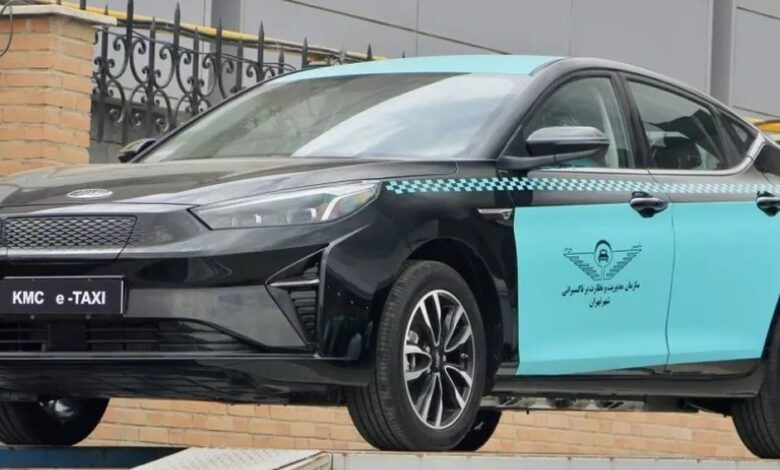 کرمان موتور ۲۰۰ دستگاه تاکسی برقی به تاکسیرانی تحویل داد+مشخصات خودرو