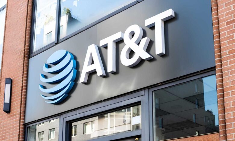 AT&T 370 هزار دلار به هکری که مسئول نقض گسترده داده ها بود در ازای حذف رکورد مصرف کننده دزدیده شده پرداخت کرد.