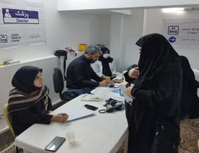 ارائه خدمات بزرگترین موکب درمانی کاشان به زائران اربعین حسینی (ع)
