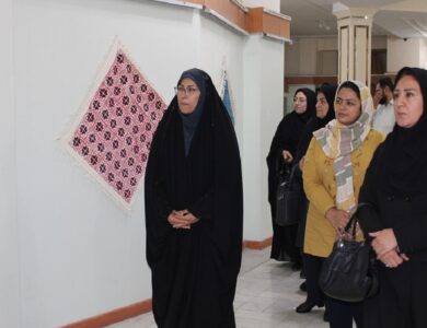 افتتاح نمایشگاه آثار چاپ دستی در شهرکرد