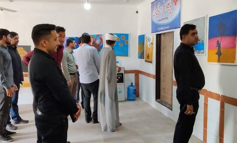 افتتاح نمایشگاه نقاشی مددجویان کم توان بهزیستی در گنبکی