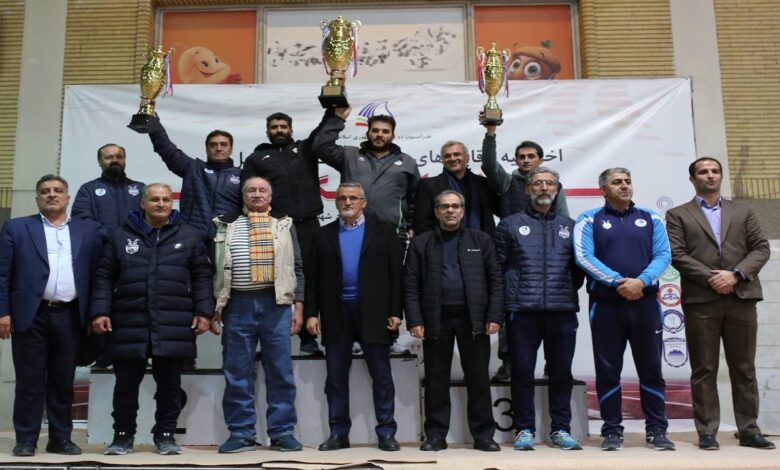 سپهوندی: ابقای کیومرث هاشمی در سمت وزیر ورزش مطالبه جامعه ورزش است