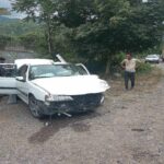 مصدوم شدن ۶ نفر بر اثر تصادف دنا و پژو پارس در جاده توسکستان