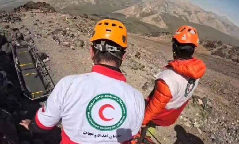 نجات جان کوهنورد سقوط کرده در ارتفاعات قله دماوند