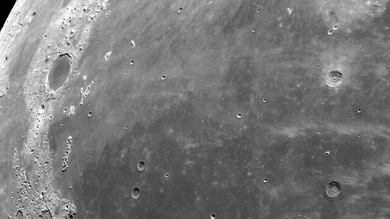 کشف غاری در ماه برای اقامت فضانوردان