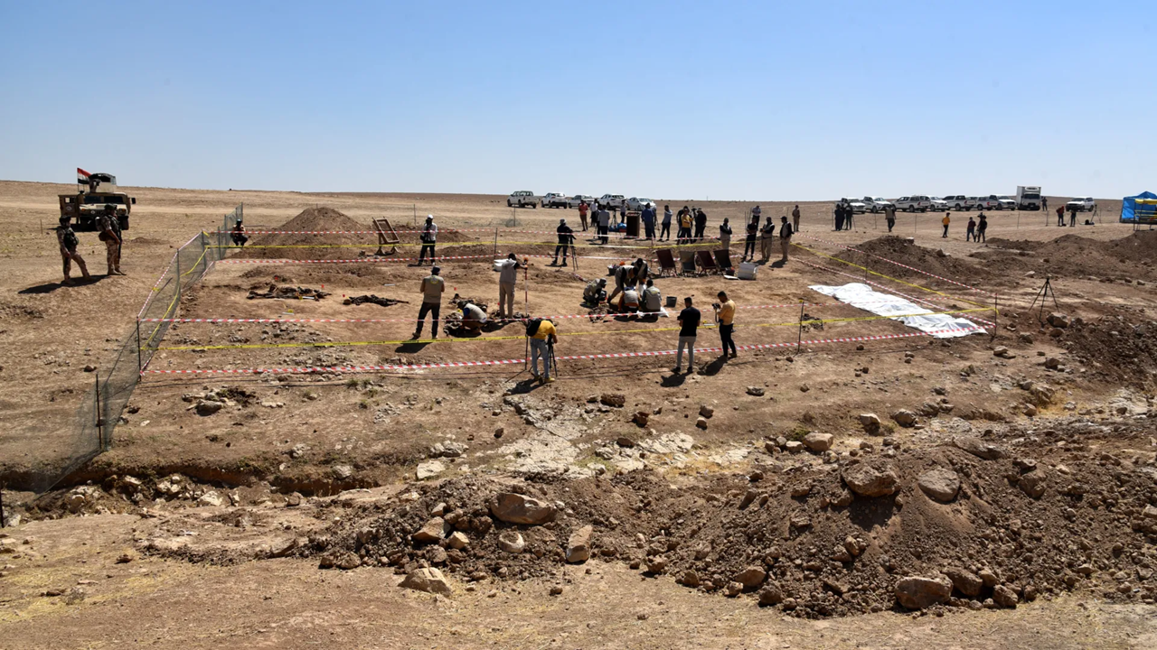 کشف گور دسته‌جمعی با بیش از هزار قربانی داعش در شمال عراق